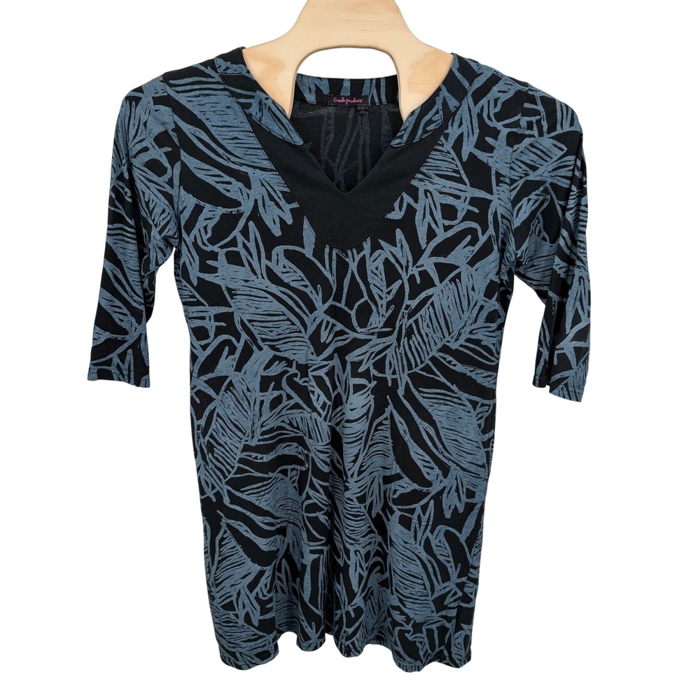 Fresh Product Women's Size L Leaf Print 3/4 Sleeve V Neck Tunic Black Blue Shirt